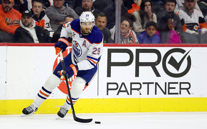 Esimene sakslane liitus NHL-is 1000 punkti klubiga | Jäähoki