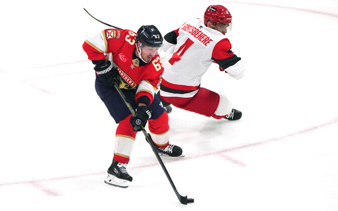 Võimsa lõpu teinud Panthers napsas Hurricanesilt võidu | Jäähoki