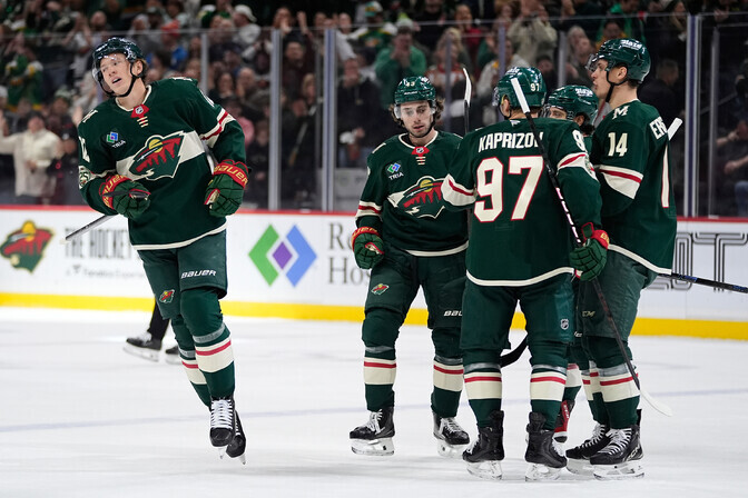 Minnesota pikendas võiduseeriat, kolmes mängus mindi karistusvisetele | Jäähoki