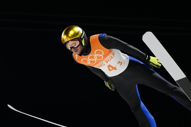 FIS uuendas neutraalsete sportlaste nimekirja kahe suusahüppajaga | Suusahüpped