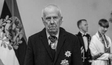 Suri Mart Niklus | Eesti