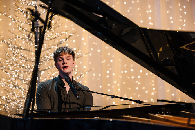 Video: "Jõulutunnelis" kõlas Jaagup Tuisu lugu "Kui vaid" | Jõulutunnel