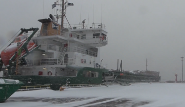 Saaremaale kogunes tormivarju lausa 15 kaubalaeva | Eesti
