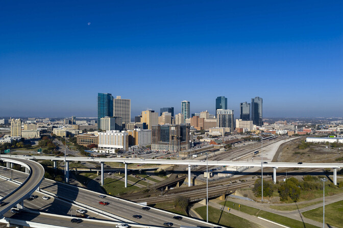 Naftahinnad tammuvad paigal | Välismaa