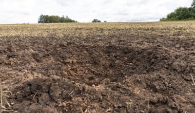 Kaitsepolitsei lõpetas prokuratuuri loal Tartumaa põllule kukkunud drooni uurimise