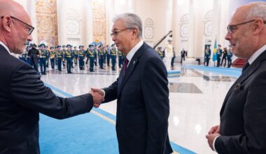 Alar Karis võttis Kasahstanis peetud kõnest Vene-kriitilised lõigud välja. Talle nõu andnud suursaadik vallandati - Eesti Ekspress