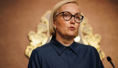 Kallas: Tallinna ja Tartu linnavalitsustes on kõrged palgad, lisaks ka lahkumishüvitise maksmine riivab sügavalt inimeste õiglustunnet