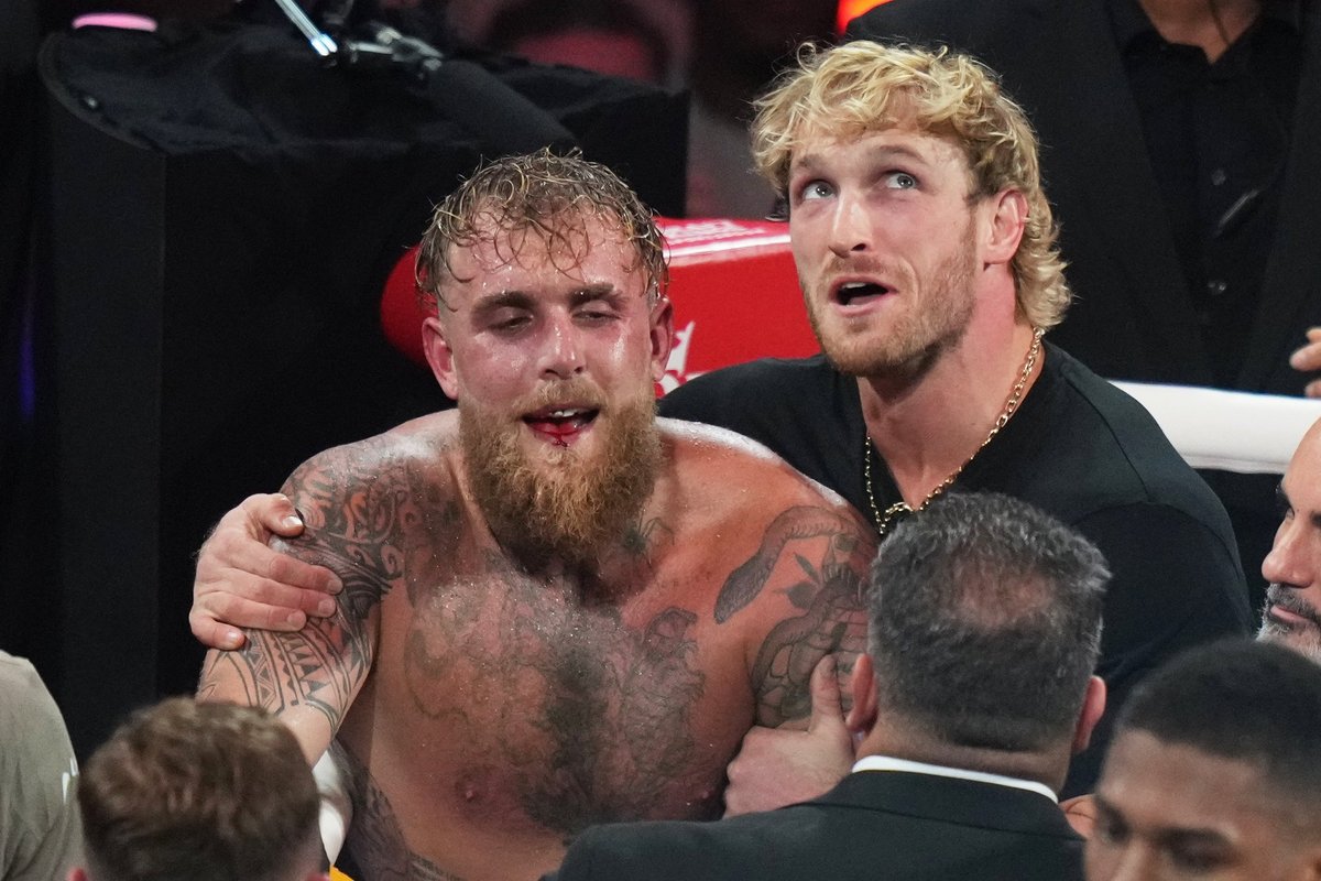 Kõrretoidul Jake Paul pidi söömiseks panema maailma kõige kallima hot dogi blenderisse