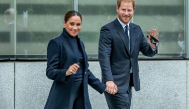 Meghan ja Harry poseerivad pühadetervitusel koos lastega