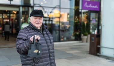 FOTOD | Suur ostuhullus ja meeletud järjekorrad. Piilusime viimase hetke ostlejate kingikotti