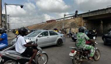 Benini sõjaväelased teatasid riigipöördest, valitsuse väitel on olukord juba rahustatud