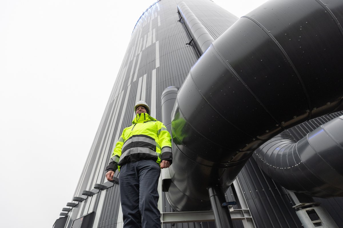 INTERVJUU | Utilitase kaugküttejuht: Lasnamäe külmumise jutt on jama. Soojakriisi lahendamiseks piisab fööni jagu elektrist