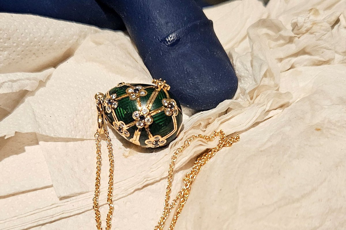 Uus-Meremaal allaneelamise teel varastatud 16 000-eurone Fabergé muna väljus vargast loomulikul teel