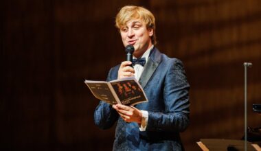 KLÕPS | Mis nüüd? Ootamatult lahutusest teatanud Johan Randvere pole abielusõrmusest loobunud