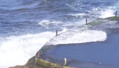 VIDEO | Tenerifel viis suur laine mereujulast inimesed kaasa ja neli neist hukkus