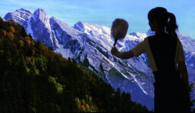 EKSPERT SELGITAB | Kuidas oma televiisori ekraani puhasta nii, et see nässu ei läheks?