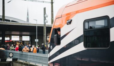 Uued Elroni rongid jõuavad üksteise järel liinile. Esimene uus rong on tänasest reisijaid vedamas