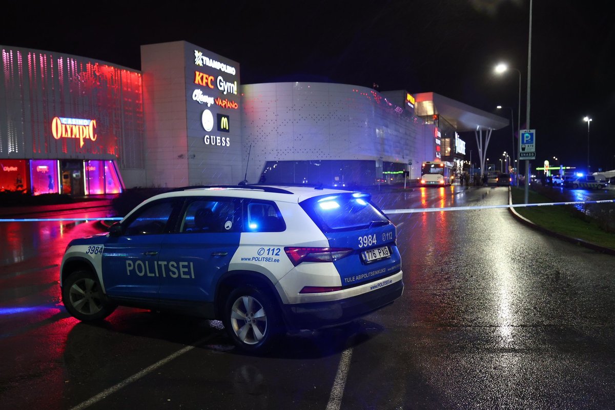 VIDEO ja FOTOD | Tallinnas Ülemiste keskuses plahvatas prügikast, üks inimene viidi haiglasse