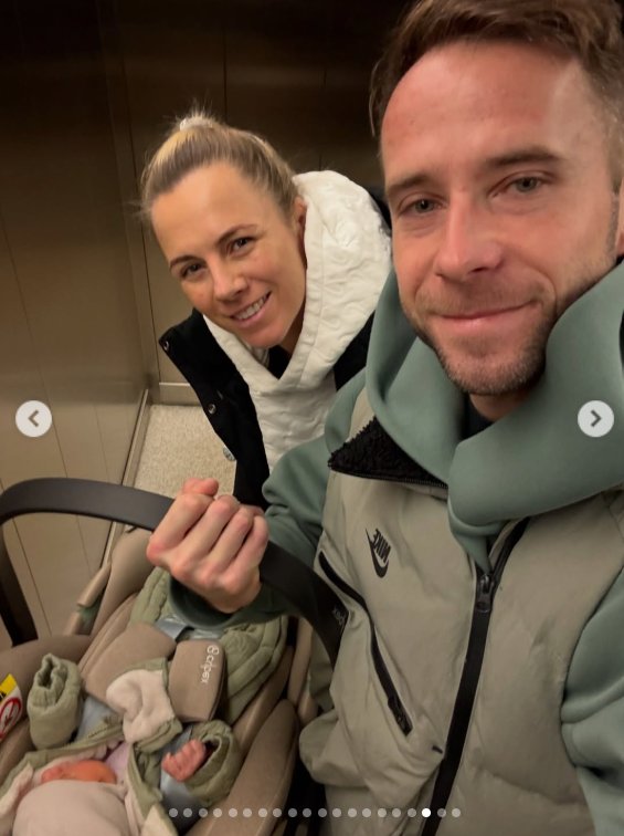 Grit ja Rasmus väikese ilmakodanikuga