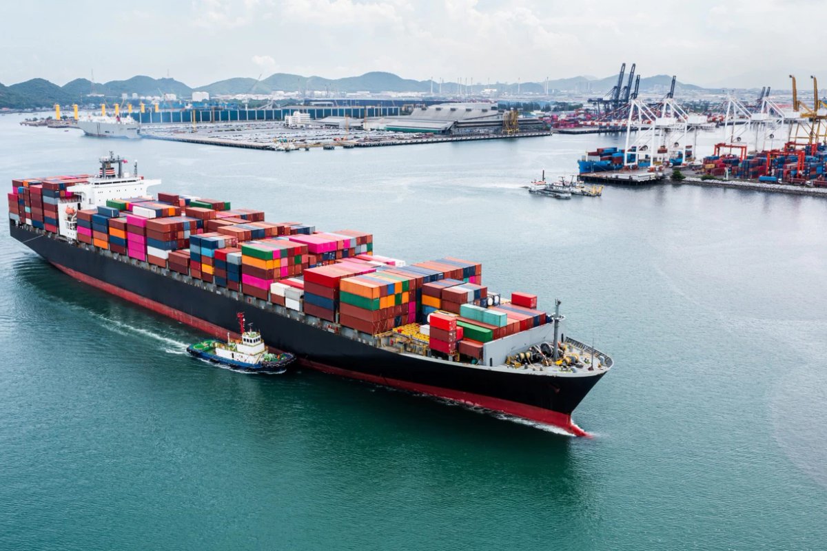 Hiina kaubanduse ülejääk kasvas tariifidele vaatamata triljoni dollarini