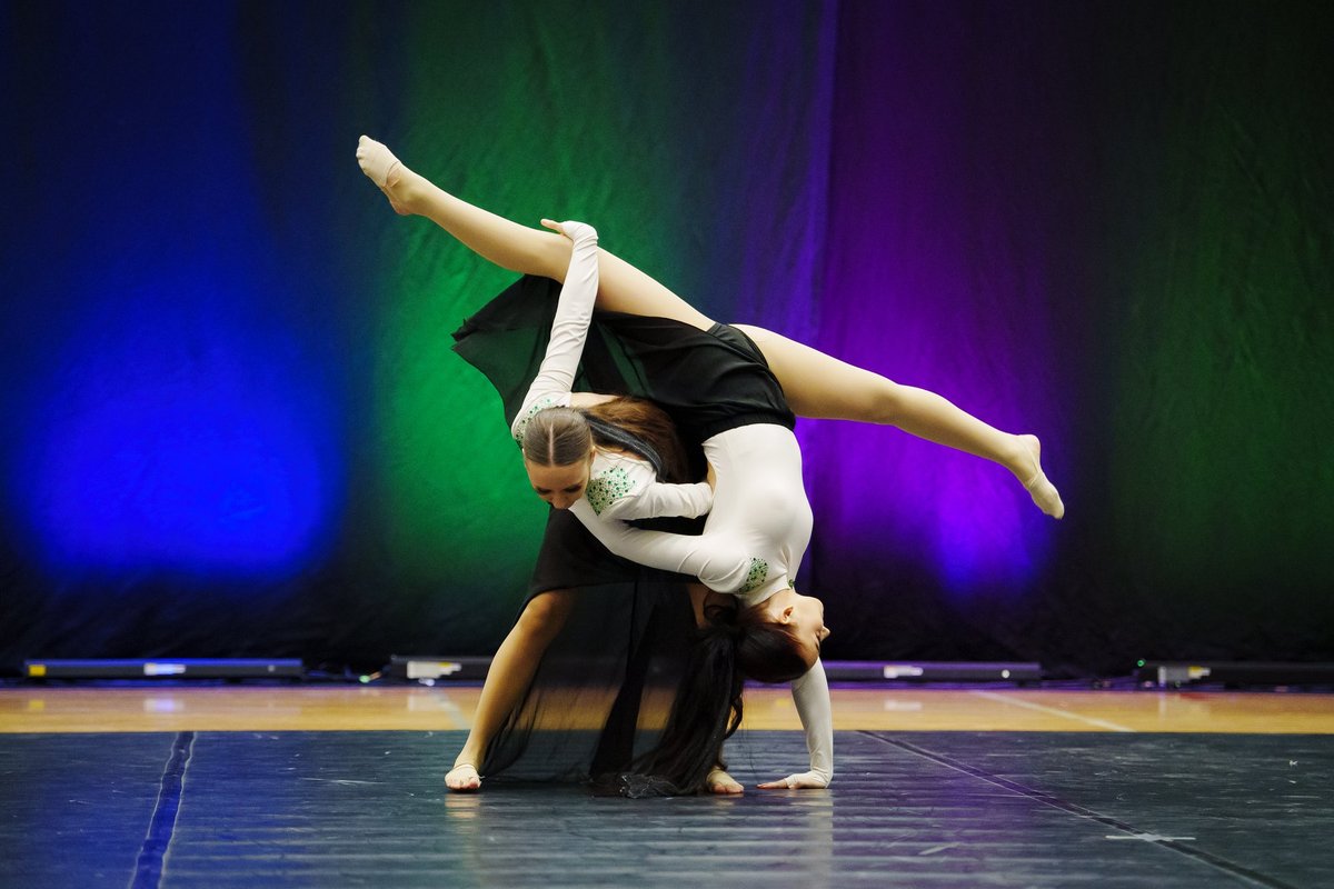 FOTOD | Sakus toimusid märkimisväärselt kõrge tasemega cheerleading’u Eesti meistrivõistlused