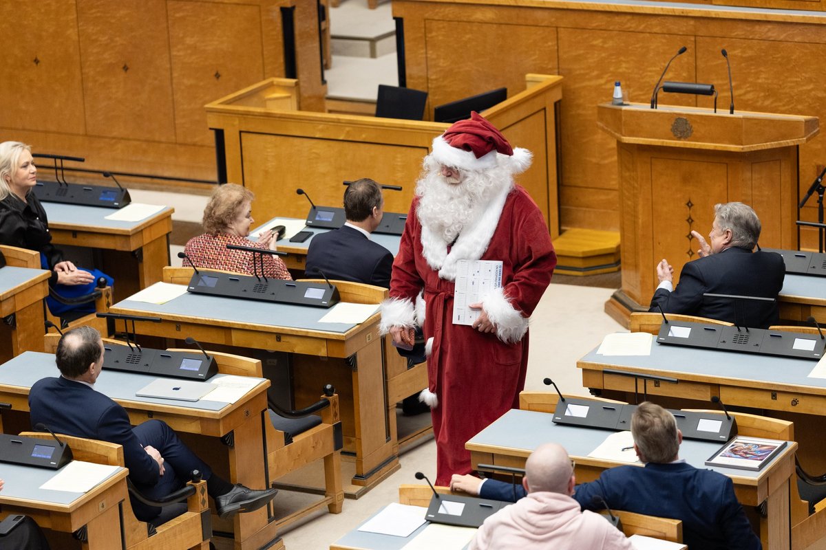 Traditsioon saab läbi. Jõuluvana ei tule riigikogu sügisistungjärgu viimasele istungile