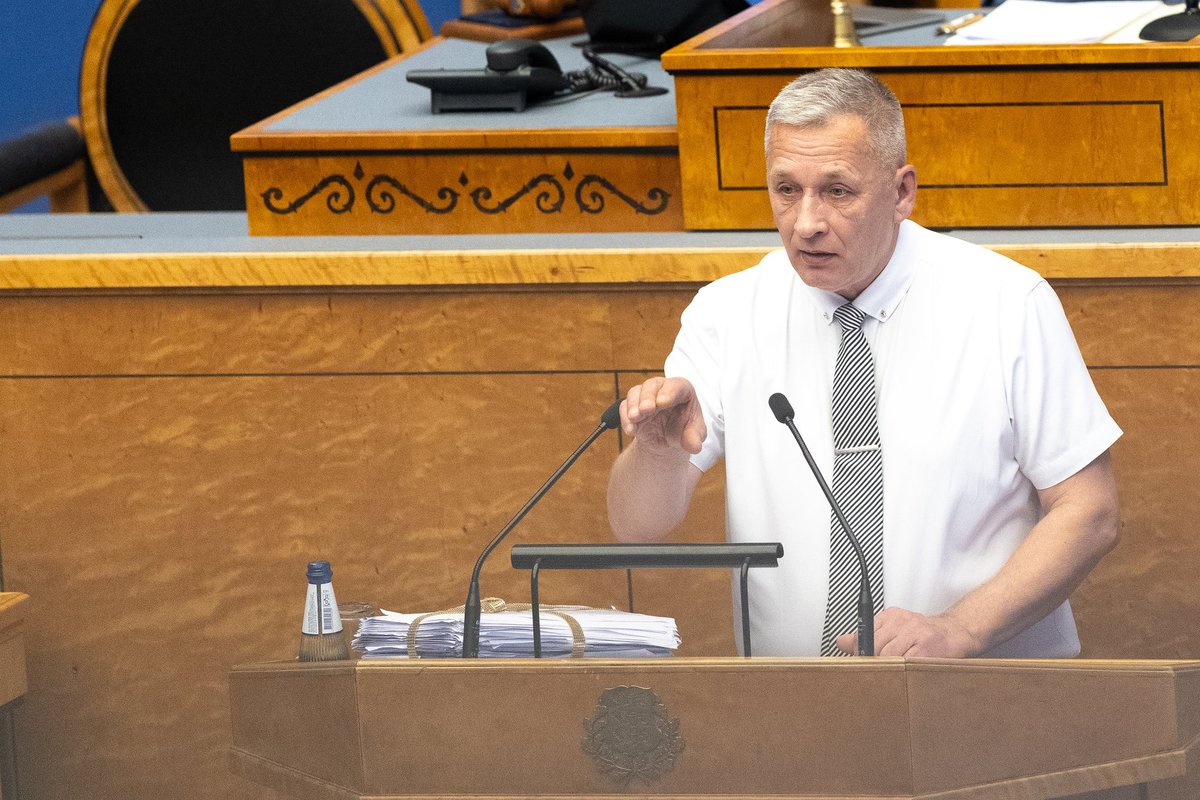 Kalle Grünthalilt võeti saadikupuutumatus - Delfi