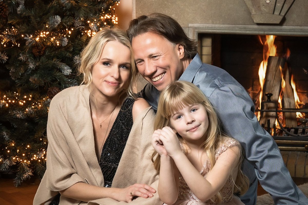 Kristjan Järvi hubane kesklinna kodu Pätsi-aegses majas. „Ostsin korteri mõttega investeerida, aga siis ristusid meie teed Hanna-Liisiga...“