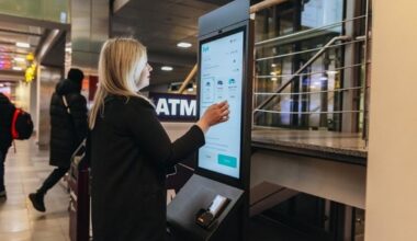 Uus lahendus: Riia lennujaamas saab tellida Bolti takso digitaalse ekraani kaudu