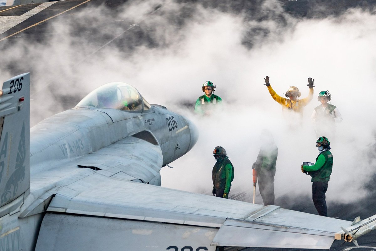 USA lennukikandja katastroofiline missioon: poole aastaga kaotati enda vigade tõttu kolm hävitajat