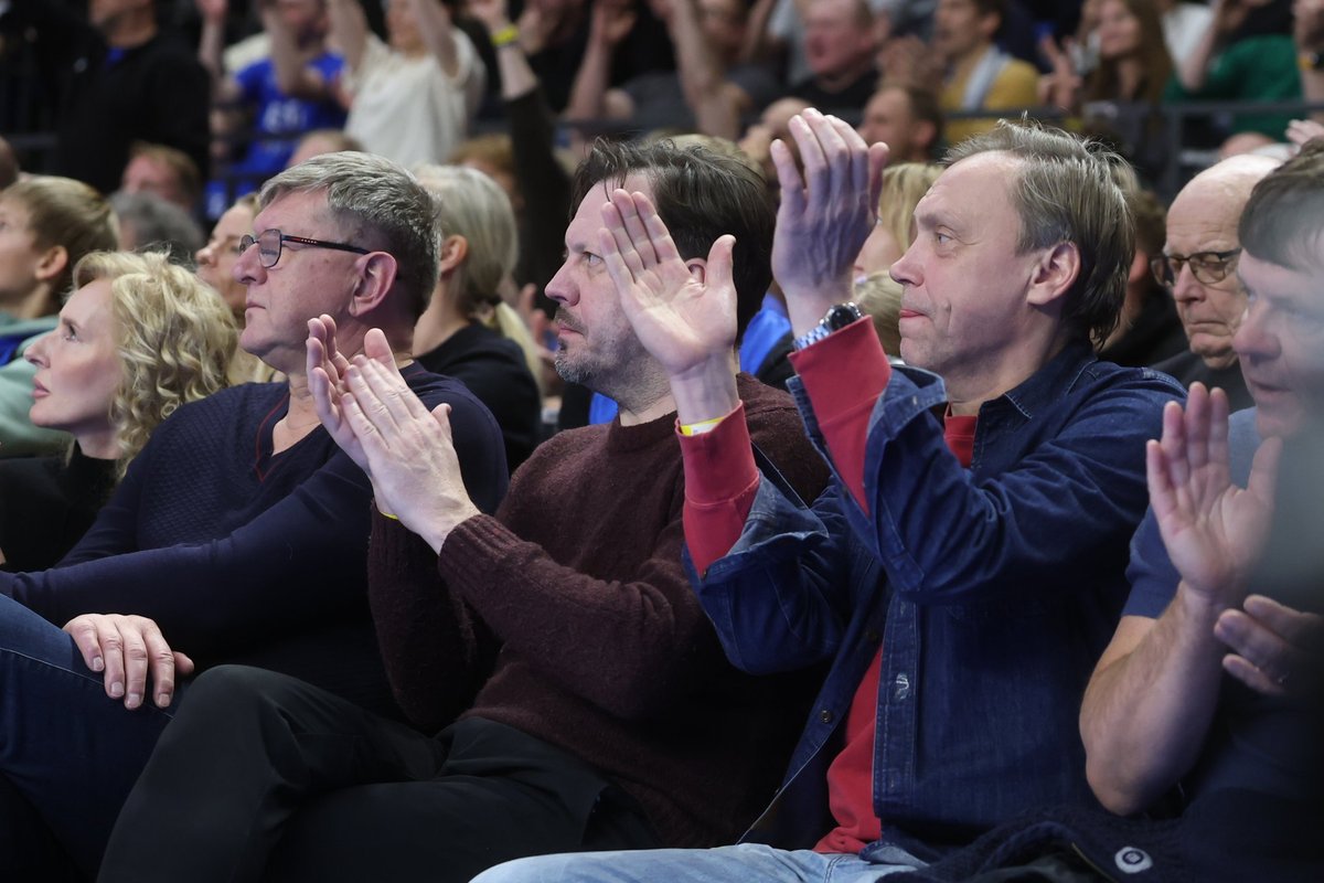 FOTOD | Tuntud näod tulid mängu jälgima! Vaata, kes Eesti korvpallikoondise mängul kohal on