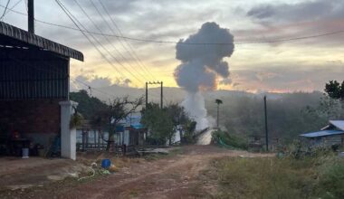 Tulevahetus Tai ja Kambodža piiril laieneb. Tai teatas vastase silla hävitamisest ja laiendas liikumiskeeldu