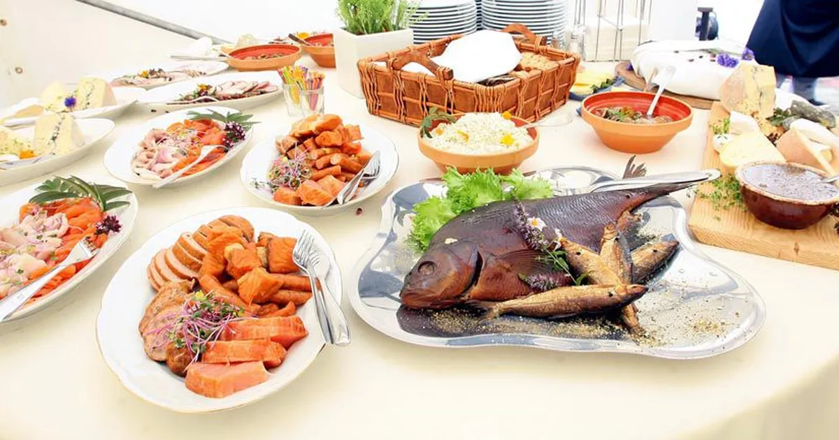 Süldi sisse rosinad ja magustoiduks leib. Eesti pühadetoidud on ajas palju muutunud