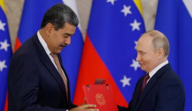 USA surve all oleval Madurol ei ole sõpradelt Venemaalt ja Hiinalt peale sõnade midagi loota