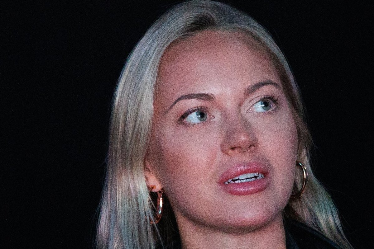 KLÕPS | Julge valik! Erna Husko väisas presidendiballi järelpidu väljakutsuvas nahkriietuses