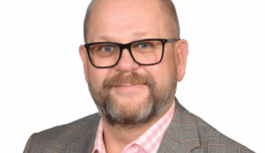 Õpetajate karjäärimudel: mitte hüpe tulevikku vaid kukkumine minevikku