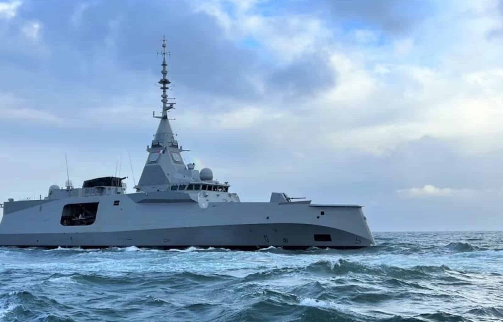 FDI hõbedane A50 CAMM