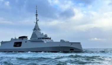 FDI hõbedane A50 CAMM