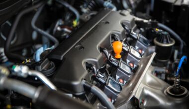 Auto võimas mootor. Mootori sisekujundus koos põlemise ja klapiga tumedas toonis