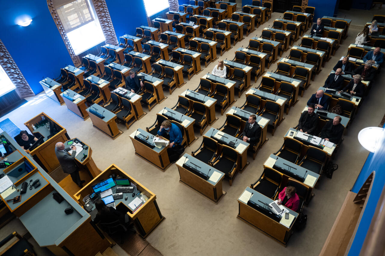 Soss-sepad Riigikogus: võimuliidu läbisurutud seadused osutuvad üha enam praagiks