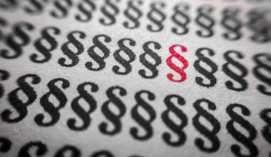 Erikomisjon käsitleb avalikul istungil erakonnaseadust ja keelatud annetusi