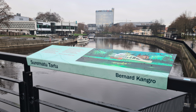 Luulenäitus Kaarsillal