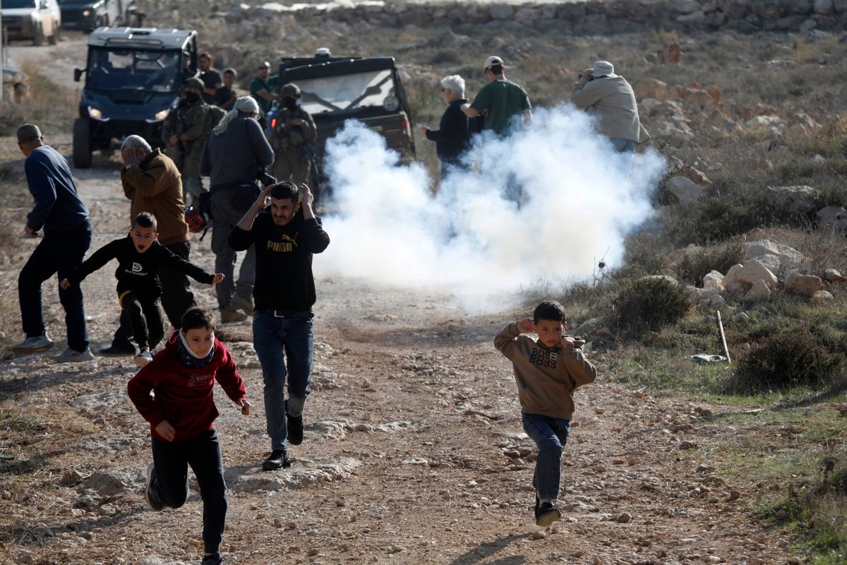 Iisraeli valitsuse ja vägede alistumine asunike huvidele kannustab vägivalda Läänekaldal