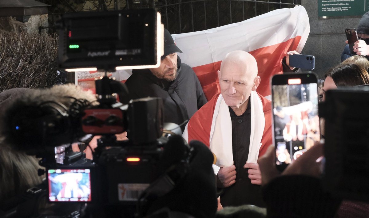 Teiste seas vabastas täna Valgevene Nobeli rahupreemia laureaadi Aless Bjaljatski (fotol)