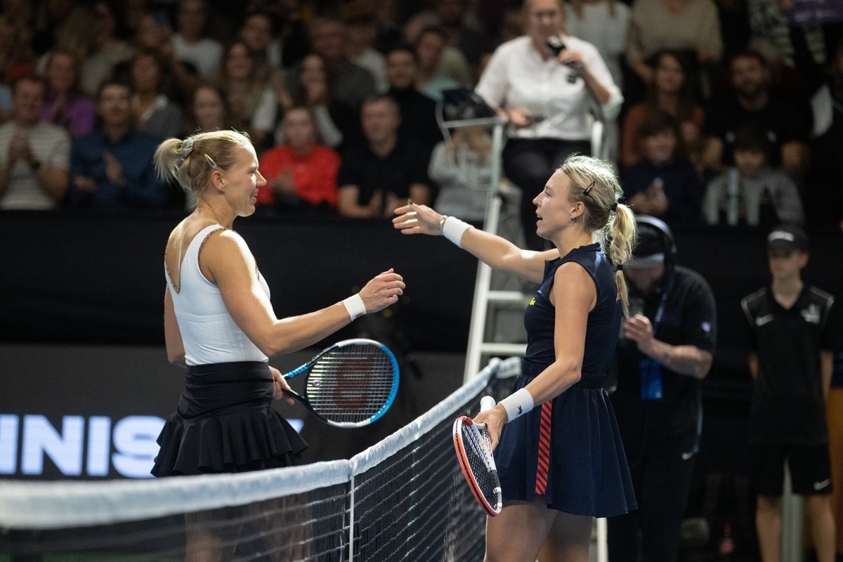 Anett Kontaveit ja Kaia Kanepi löövad kaasa kodusel padeliturniiril
