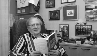 Suri doktor Adik Levin