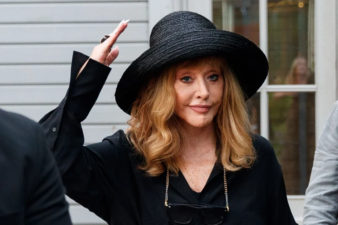 „TAAS LANGUSED, PILKED JA VALU!“ Emigrant Alla Pugatšova puistas südant