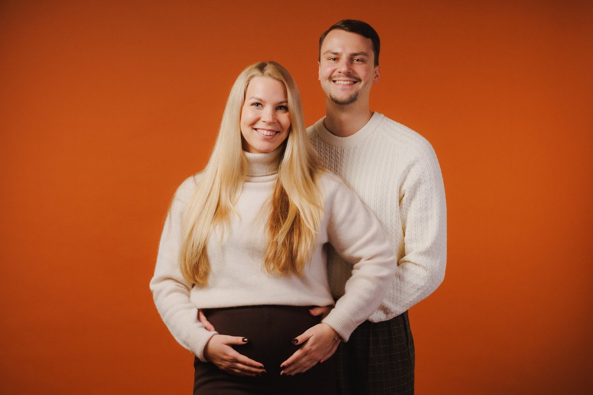 Varsti helisevad pulmakellad! Peagi isaks saav Aleksei Jašin avaldas, et on kallimaga kihlatud