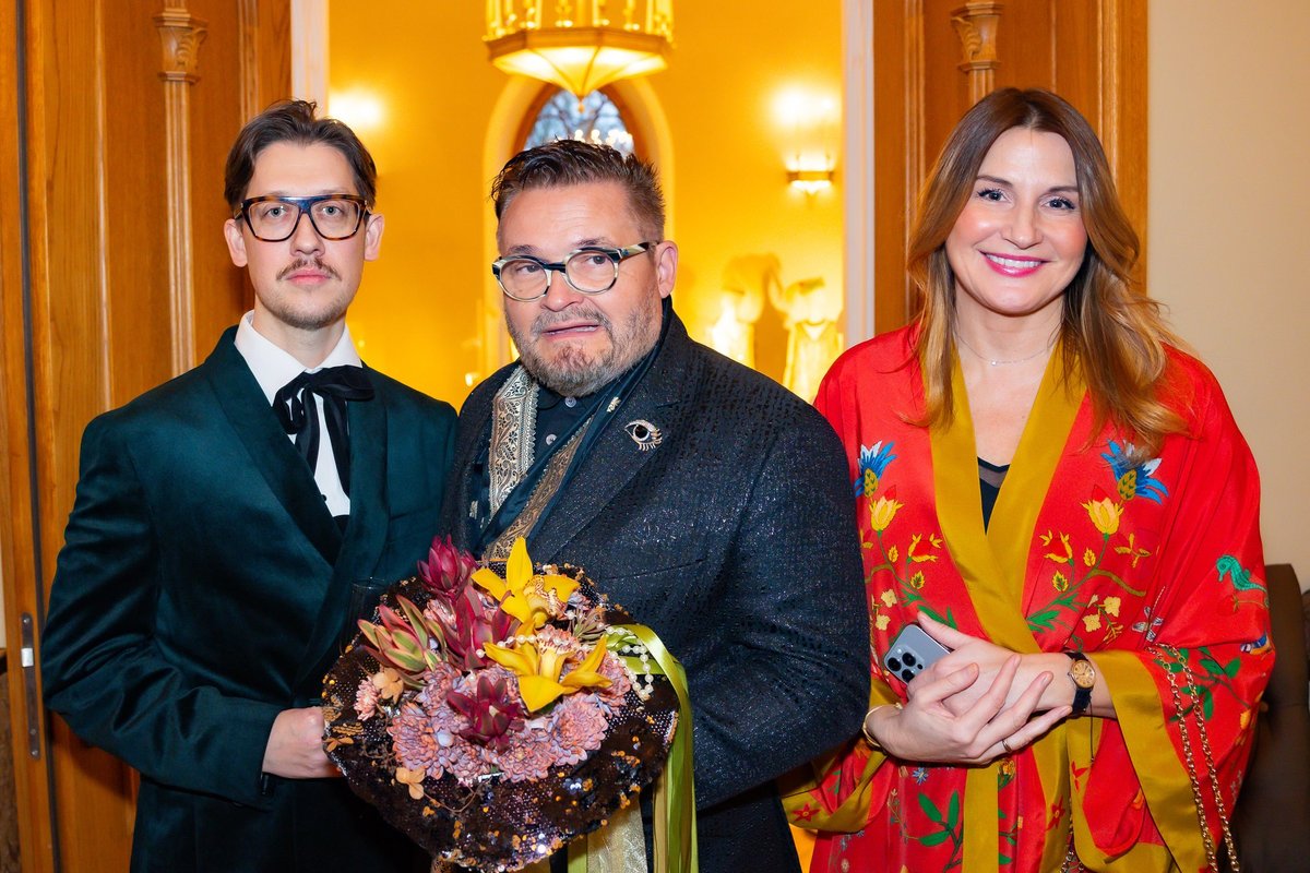 FOTOD | Keila-Joa lossis avati näitus ’’Art Deco. 100 aastat moodi’’