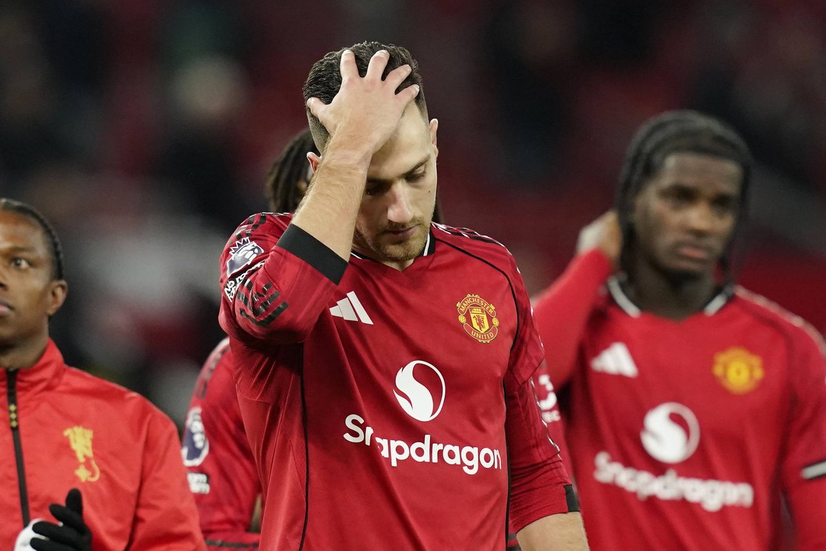 VIDEO | Manchester United läks kolm korda juhtima, aga jäi kodus võiduta